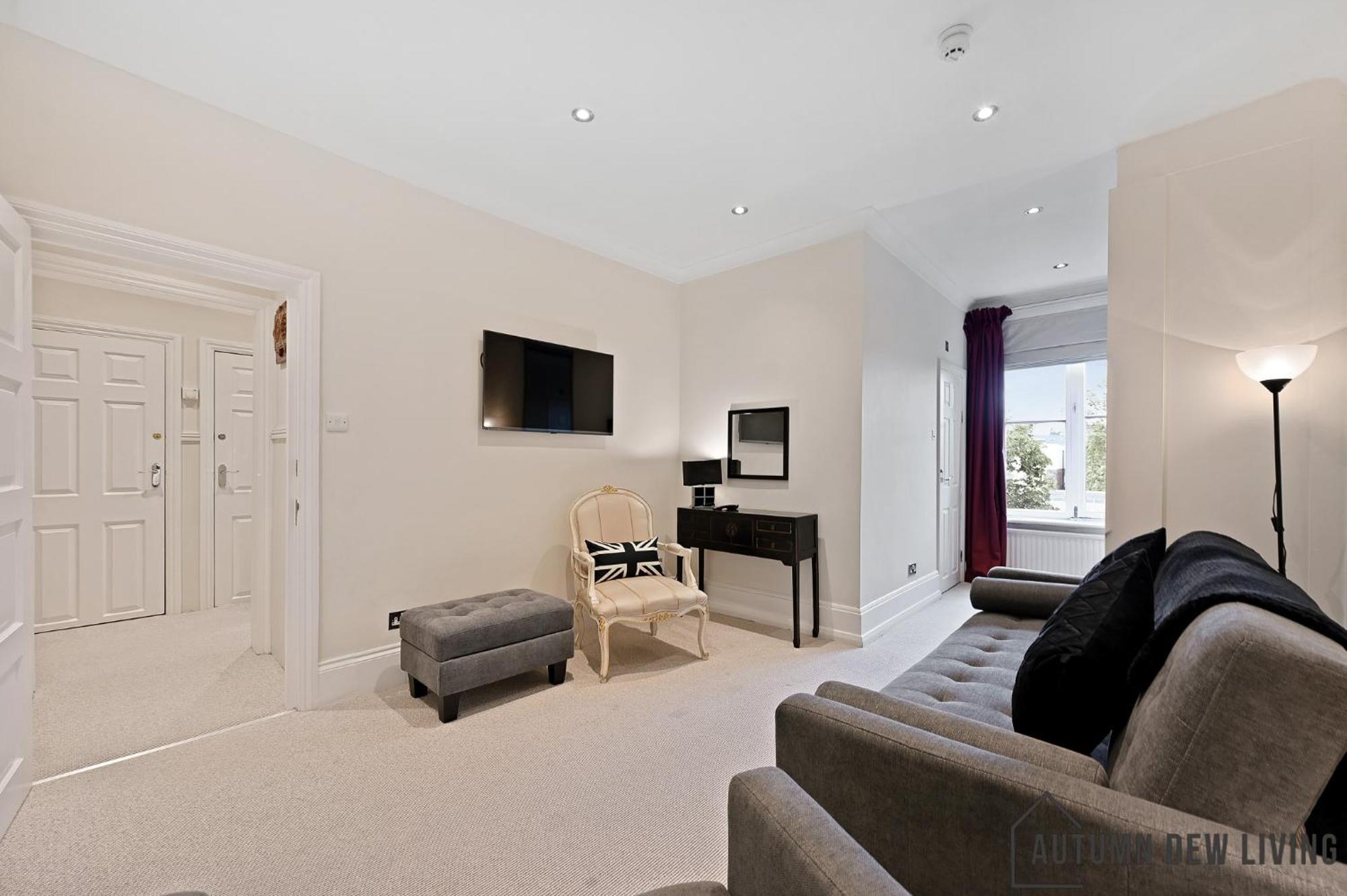 Beautiful 2 King Size Beds 2 Bath- Sleeps 5 In Earls Court Appartement Londen Buitenkant foto